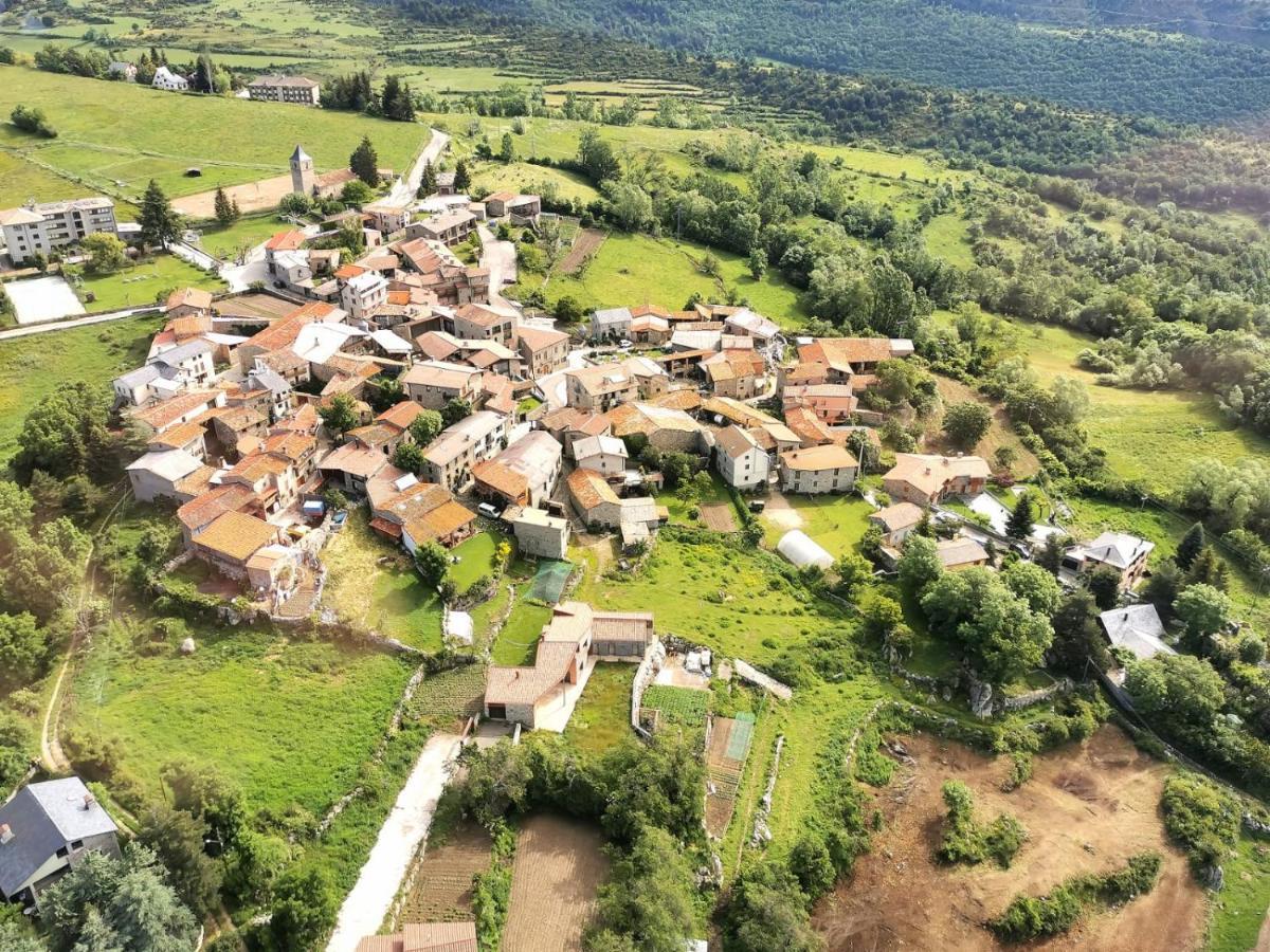 Casa Rural Calrei Konuk evi Lles Dış mekan fotoğraf