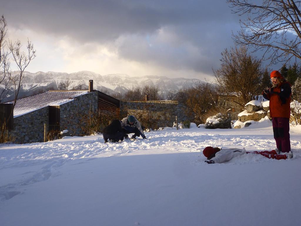 Casa Rural Calrei Konuk evi Lles Dış mekan fotoğraf